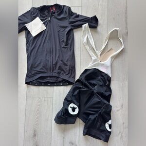 Black Sheep  women’s cycling kit